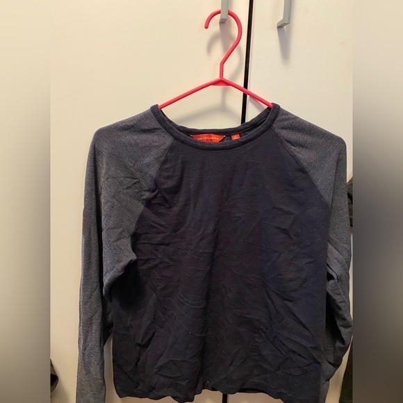 Men’s Saks Off Fifth Longsleeve - Picture 1 of 3